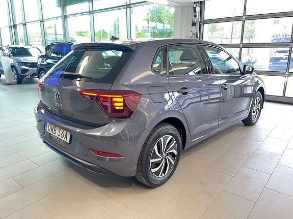 Volkswagen Polo 5 of 17