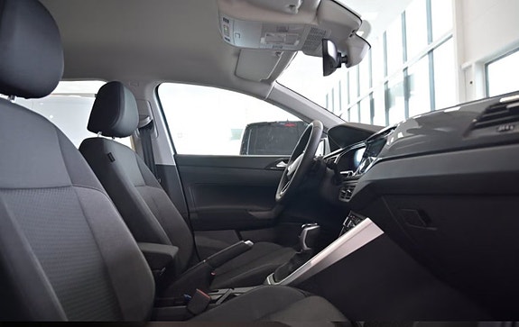 Volkswagen Polo 15 of 17