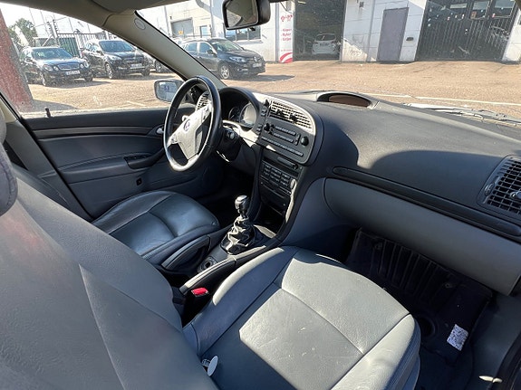 Saab 9-3 6 of 6
