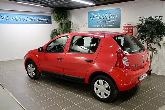 Dacia Sandero 2 of 7