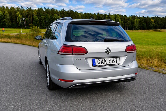 Volkswagen Golf VII 4 of 10