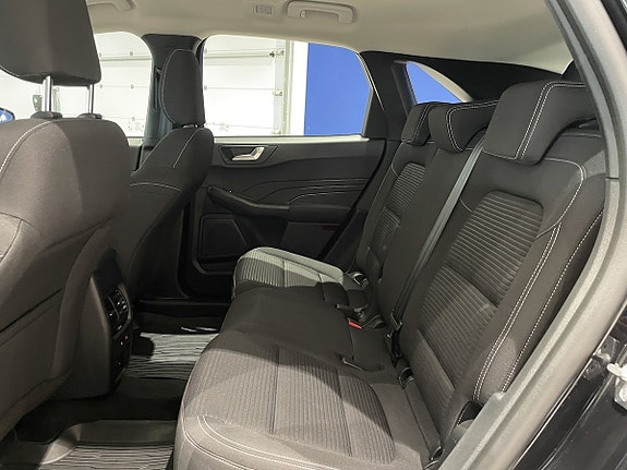 Ford Kuga 6 of 13