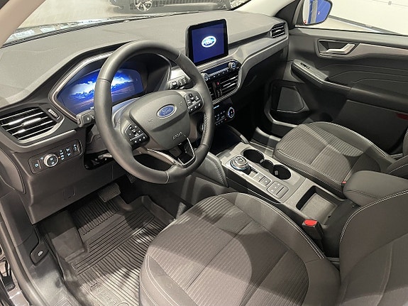 Ford Kuga 4 of 13