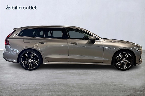 Volvo V60 9 of 25