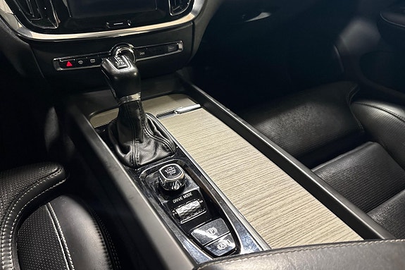 Volvo V60 18 of 25