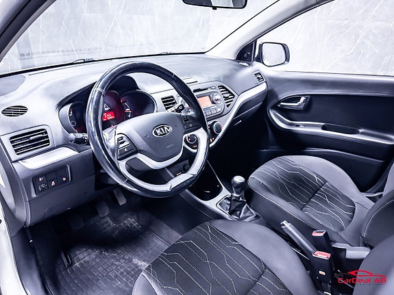 Kia Picanto 11 of 27