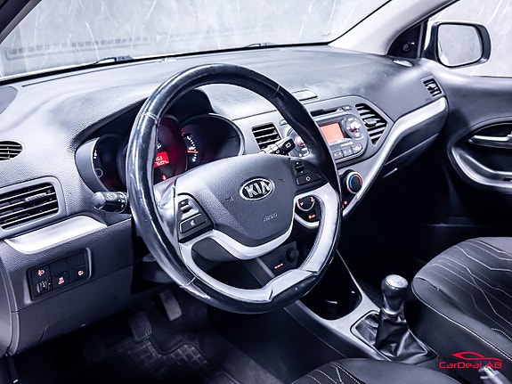 Kia Picanto 12 of 27