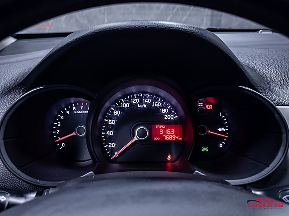 Kia Picanto 18 of 27