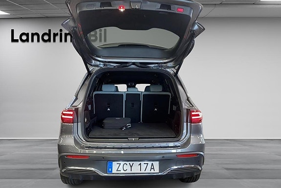 Mercedes-Benz EQB250+ 14 of 14