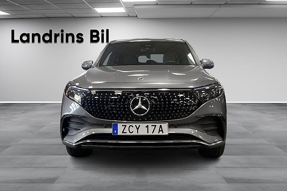 Mercedes-Benz EQB250+ 2 of 14