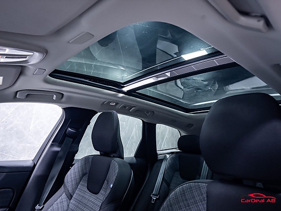 Volvo XC60 22 of 30