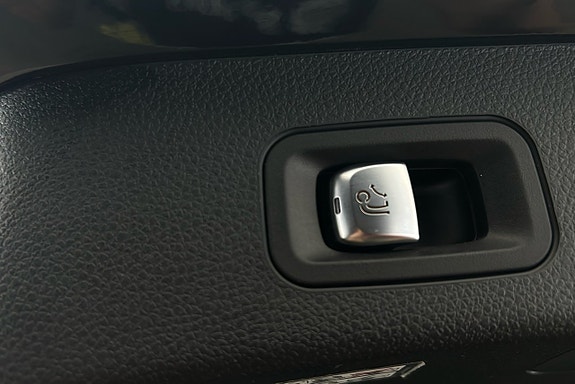 Mercedes-Benz C30 16 of 26