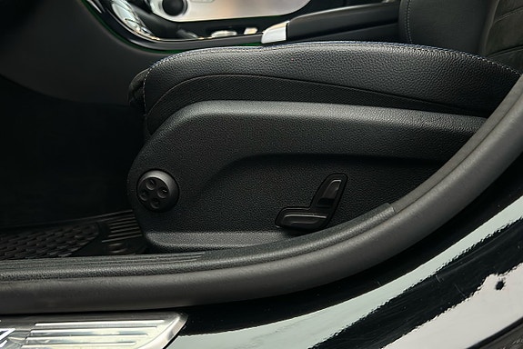 Mercedes-Benz C30 18 of 26