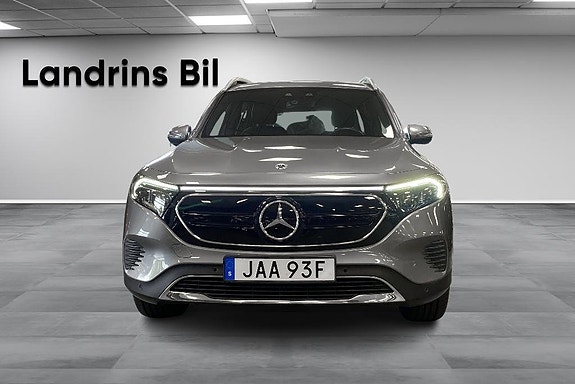 Mercedes-Benz EQB300 2 of 14