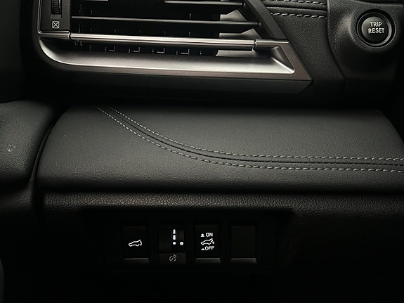 Subaru Outback 13 of 30