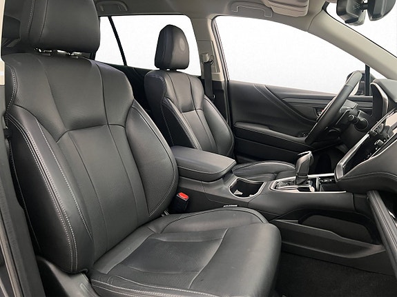 Subaru Outback 25 of 30