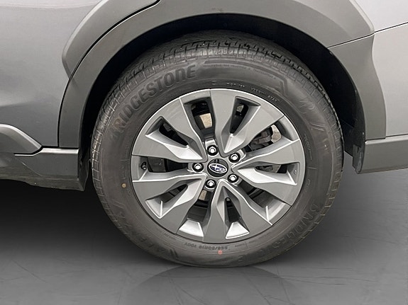 Subaru Outback 28 of 30