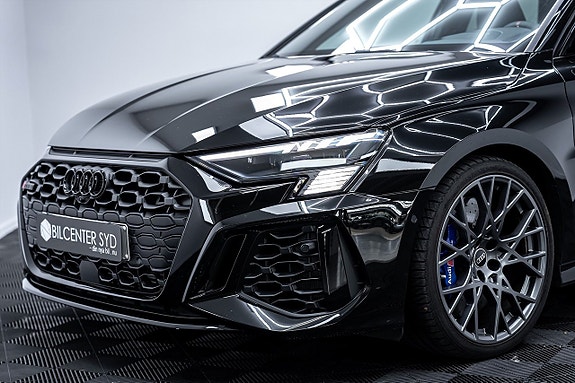 Audi RS3 2 of 27