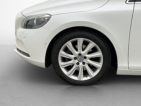 Volvo V40 26 of 27
