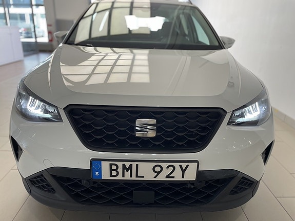 Seat Arona 3 of 19