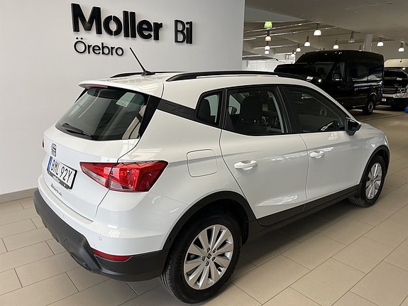 Seat Arona 7 of 19