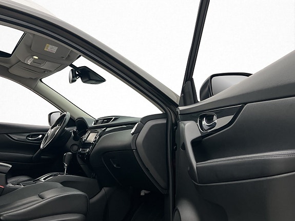 Nissan X-Trail 24 of 30