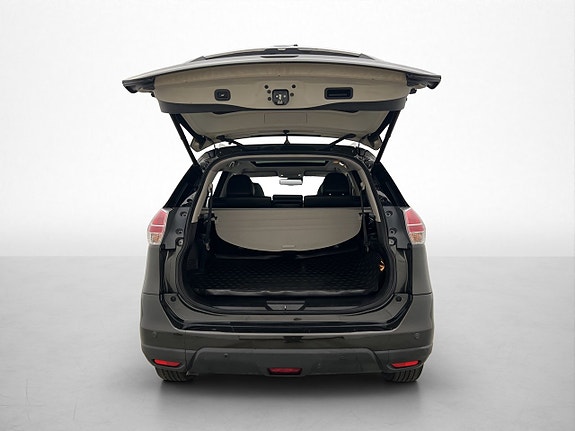Nissan X-Trail 27 of 30