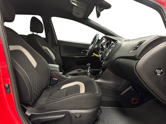 Kia Ceed 12 of 15