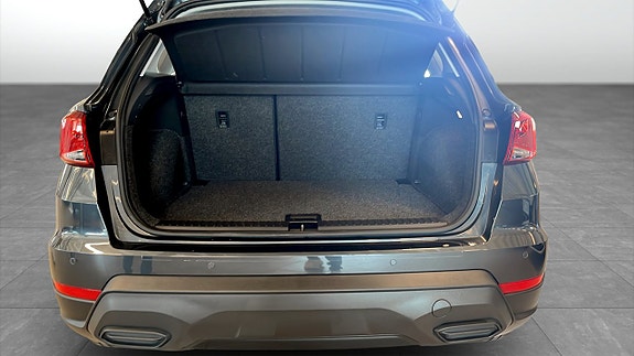 Seat Arona 12 of 13
