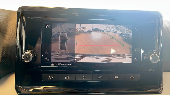 Seat Arona 13 of 13