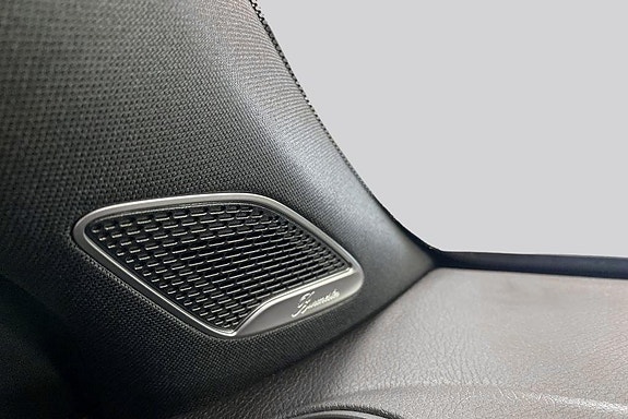 Mercedes-Benz GLB220 d 5 of 14