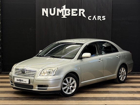 Toyota Avensis 2 of 27
