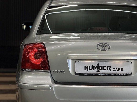 Toyota Avensis 14 of 27