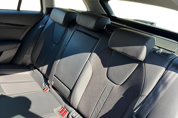 Skoda Octavia 14 of 19