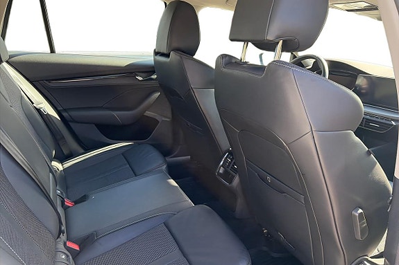 Skoda Octavia 15 of 19