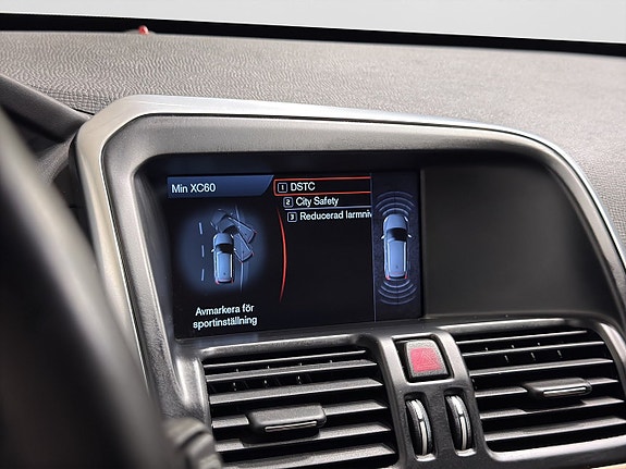 Volvo XC60 18 of 18