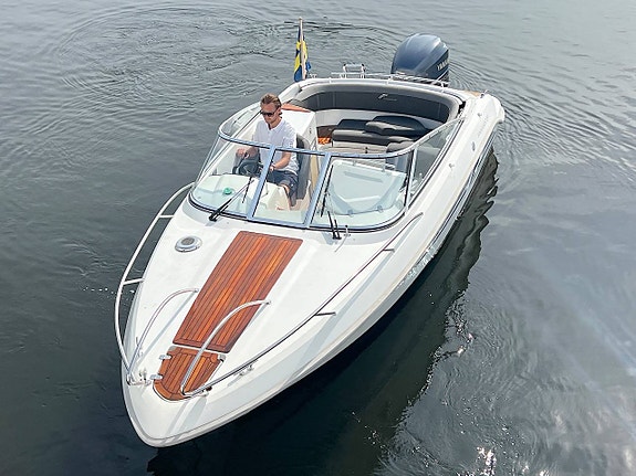 Finnmaster 68 DC Yamaha 225 Four Stroke 2011 3 of 12