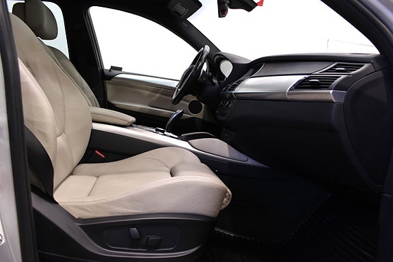BMW X6 13 of 17