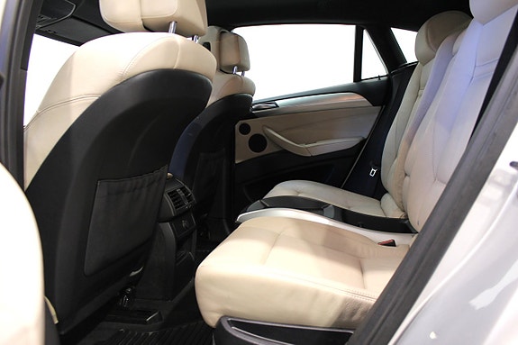 BMW X6 12 of 17