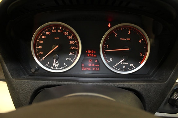 BMW X6 17 of 17