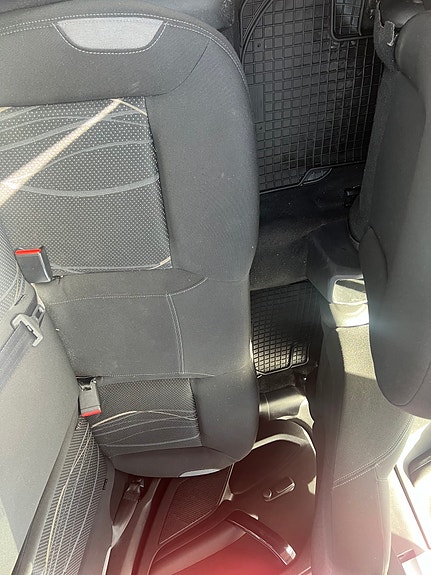 Peugeot 208 6 of 6