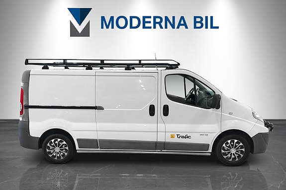 Renault Trafic 6 of 18