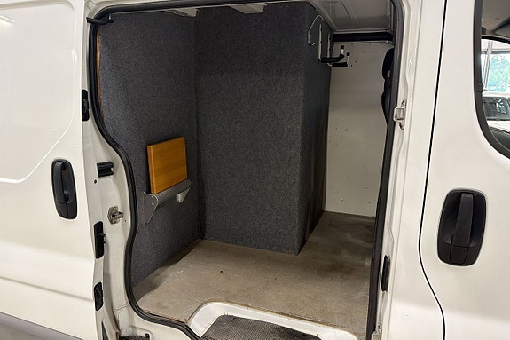 Renault Trafic 15 of 18