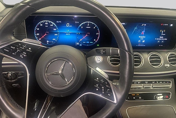Mercedes-Benz E220 d 7 of 14
