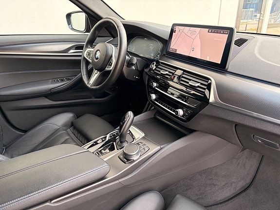 BMW 530e 6 of 17