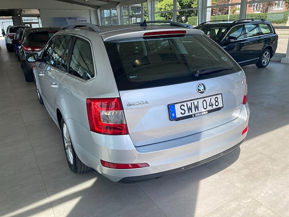 Skoda Octavia 4 of 8