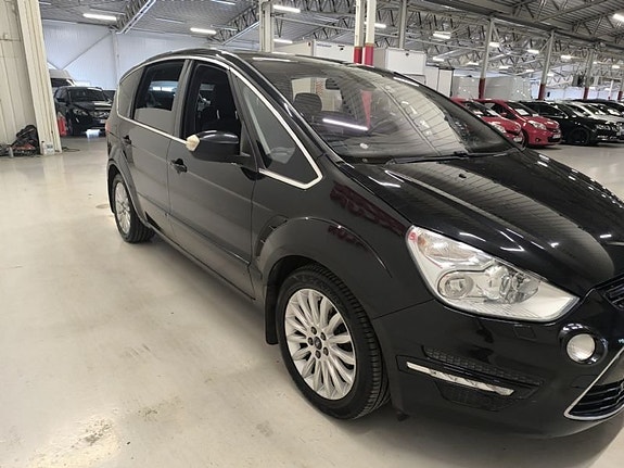 Ford S-MAX 3 of 10