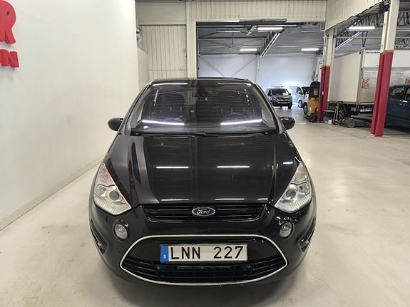 Ford S-MAX 2 of 10