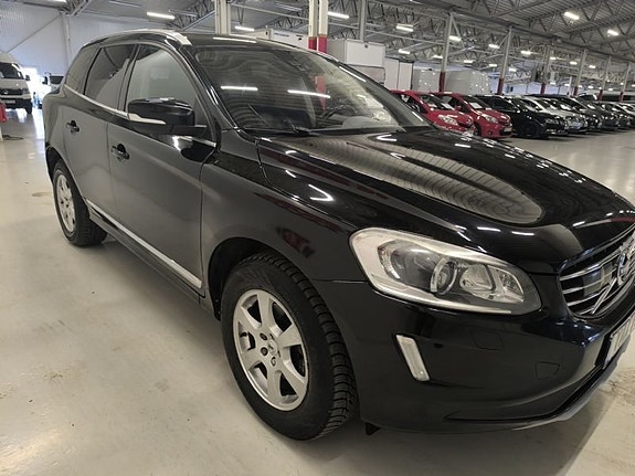 Volvo XC60 3 of 10