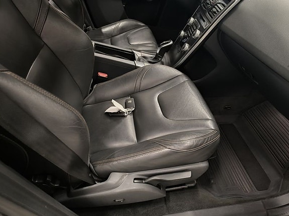 Volvo XC60 10 of 10